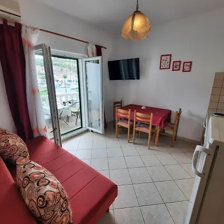Apartmani Marta Marina Exterior photo