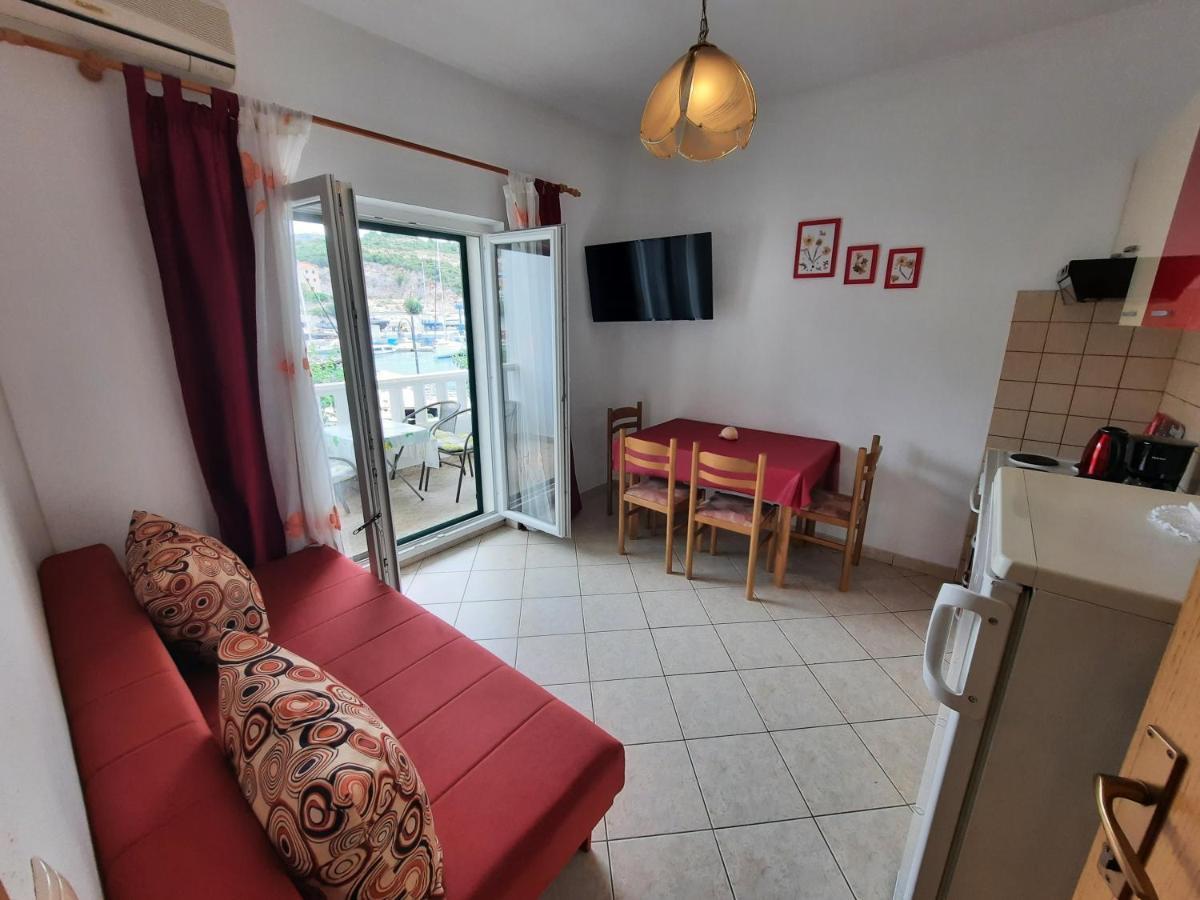 Marta Apartment *