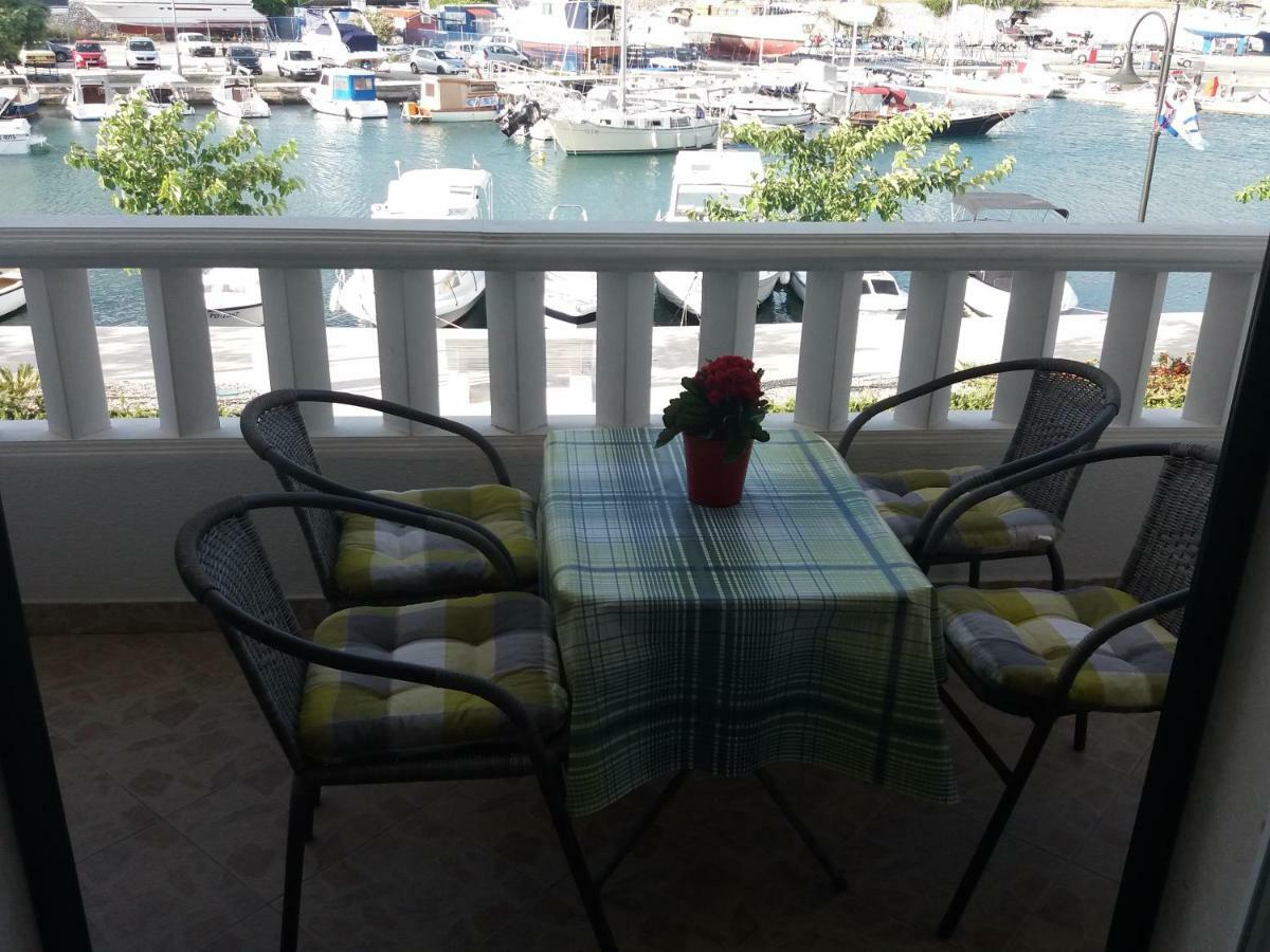 Marta Apartment Marina